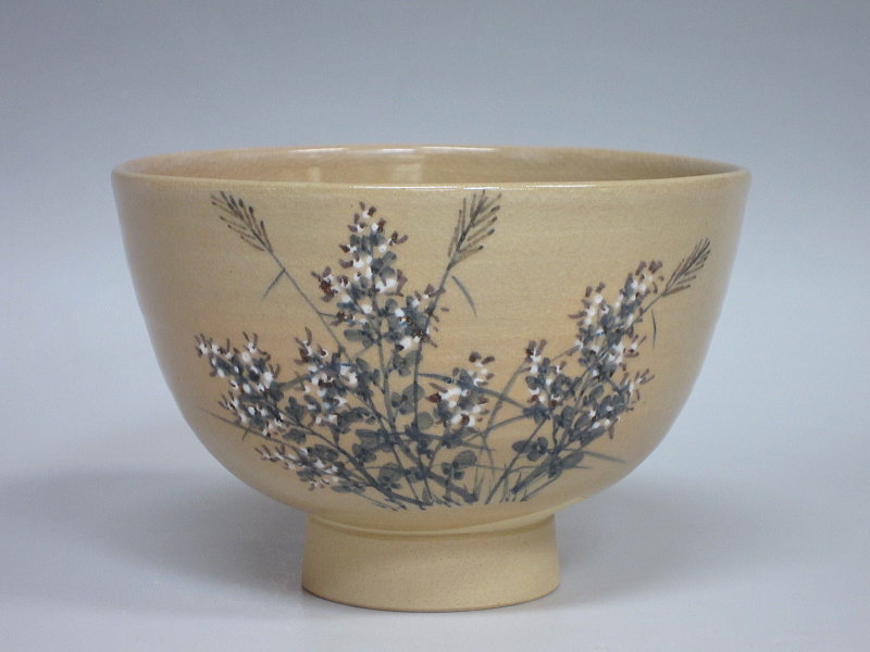 茶道具商（有）越中屋 尾戸焼 秋草ノ絵茶碗 土居庄次造 共箱