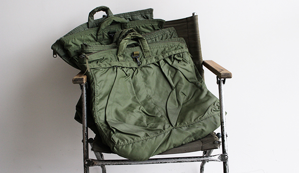 VINTAGE】80-00s US Military Flyers Helmet Bag.存在感のある