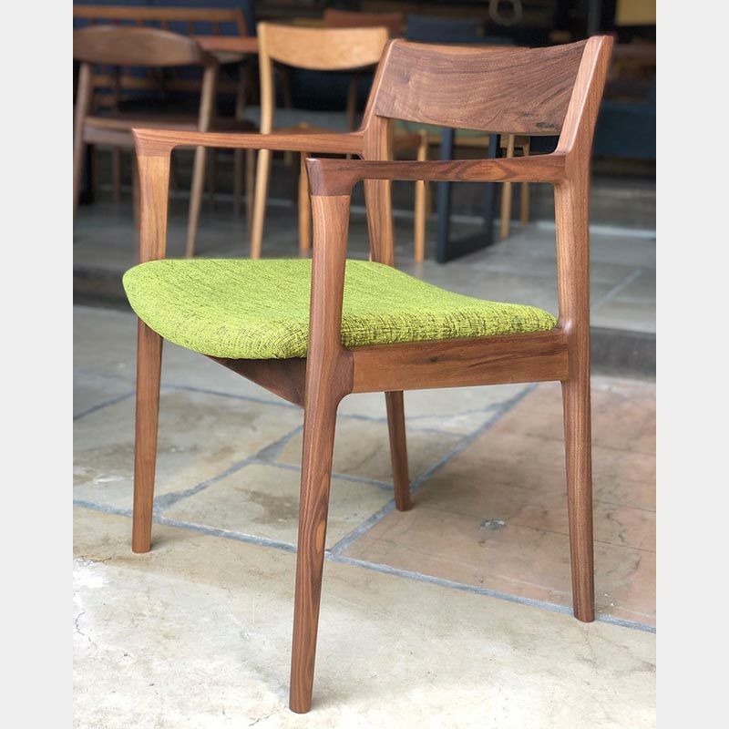 シキファニチア レフアームチェア – FELICE.ONLINE