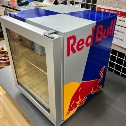 Red Bull レッドブル 冷蔵ショーケース 冷蔵庫 17.5L】買取致しました