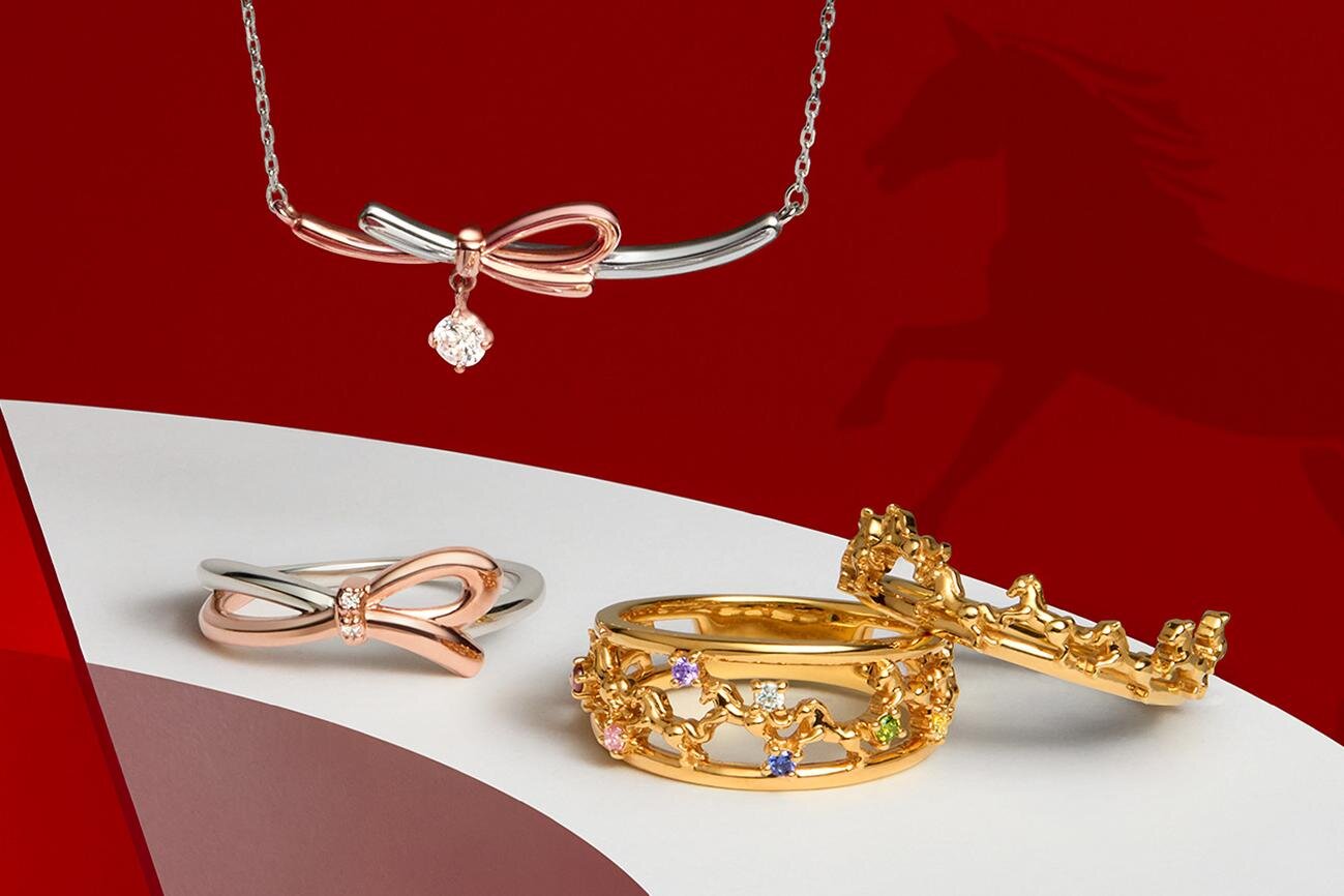 カナル 4℃の幸運ジュエリー、9頭の馬が駆ける“うまくいく”リング＆虹色