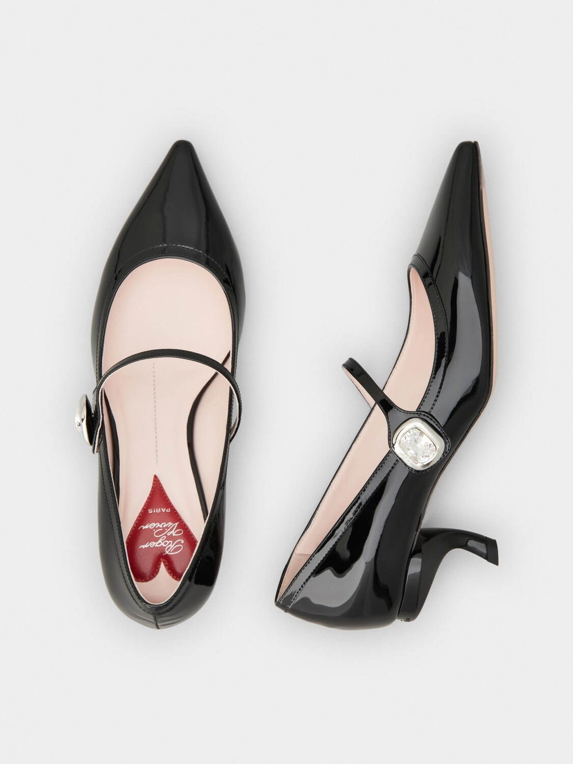 ロジェ ヴィヴィエ24年秋冬シューズ、きらめくボタン付きストラップの