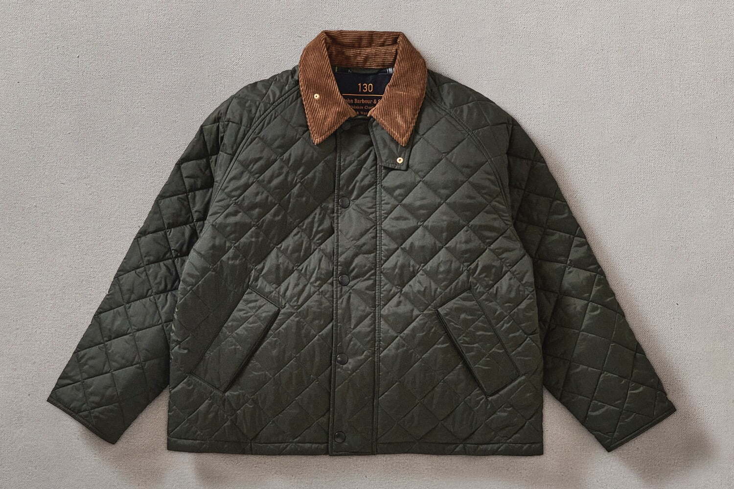 バブアー“金茶色コーデュロイ襟”のワックスジャケット＆キルティング