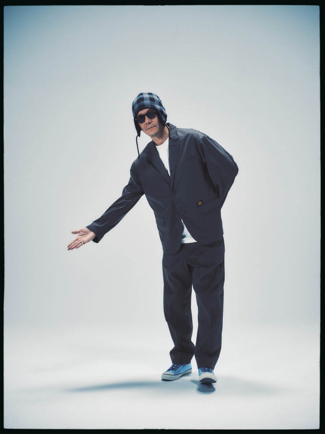 ディッキーズ×トリップスターのセットアップ、ショート丈＆タック入り