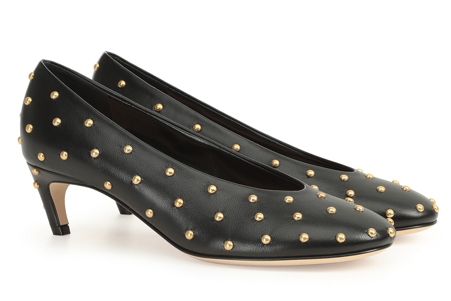 セルジオ ロッシ“金色スタッズ”のドット柄シューズ、ヒールパンプス