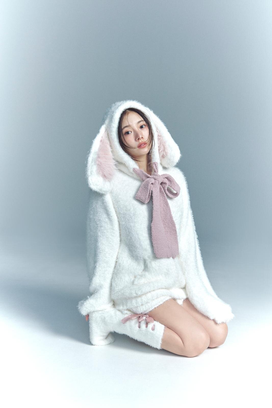 スナイデル ホーム“黒猫と白うさぎ”のハロウィンルームウェア、耳付き