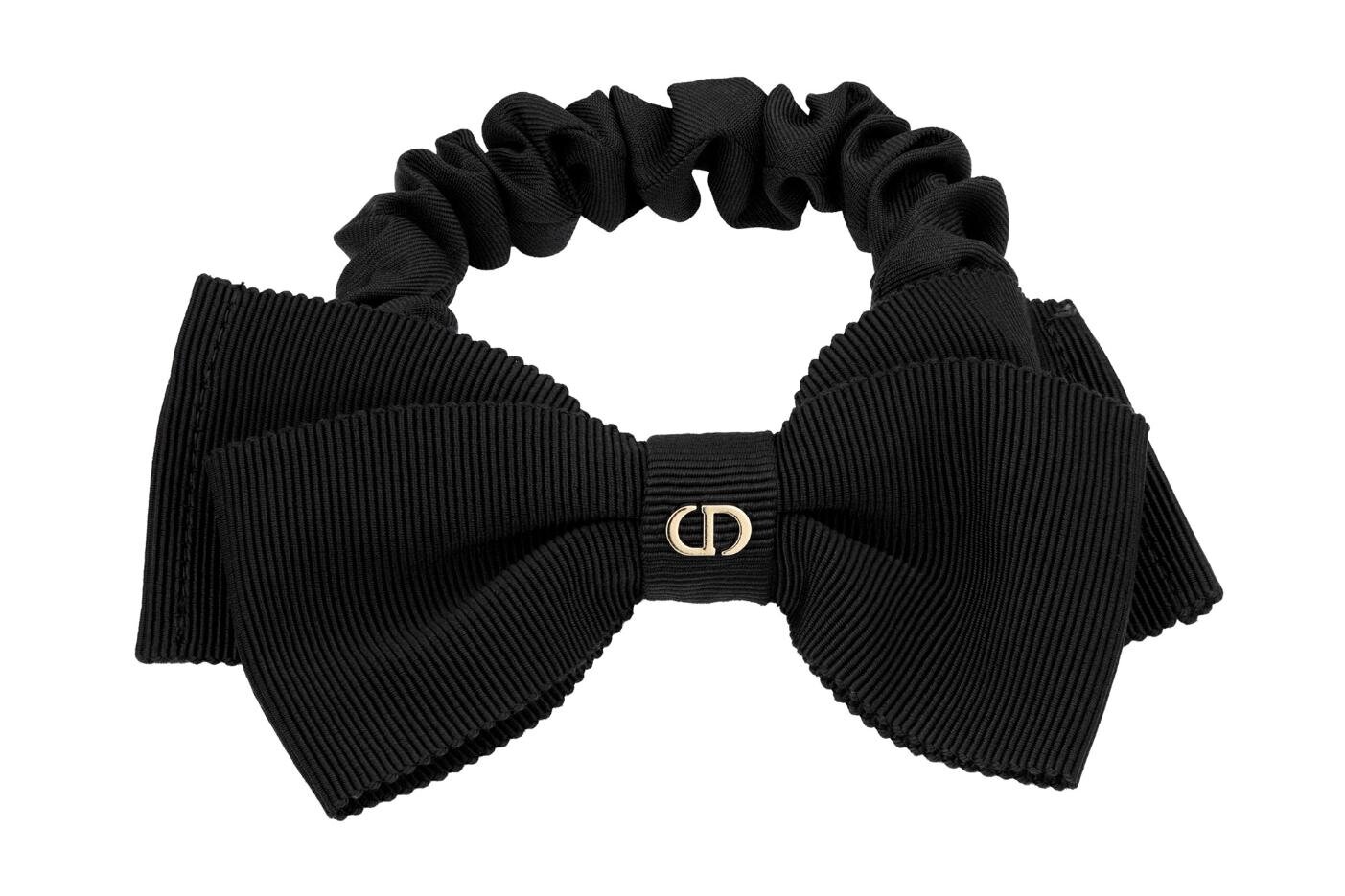 ディオール“大ぶり黒リボン”のヘアアクセサリー、CDシグネチャー輝く