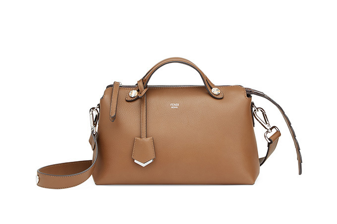 フェンディ、ボストンバッグ「バイ ザ ウェイ」の秋冬コレクション