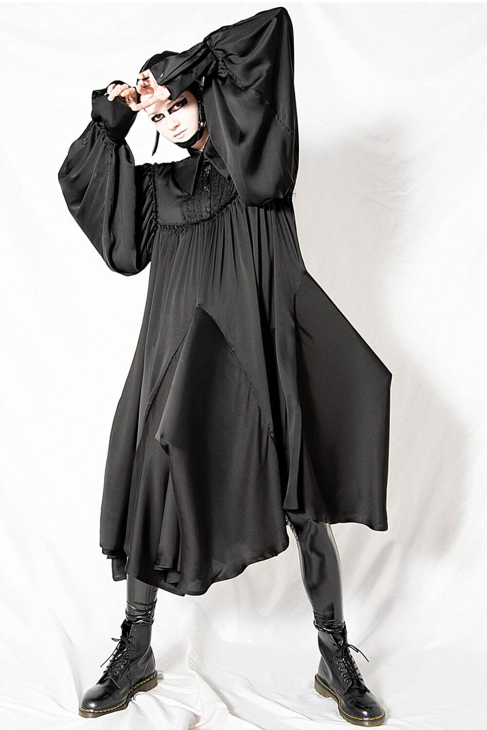 アリスアウアア(alice auaa) 2023-24年秋冬ウィメンズコレクション