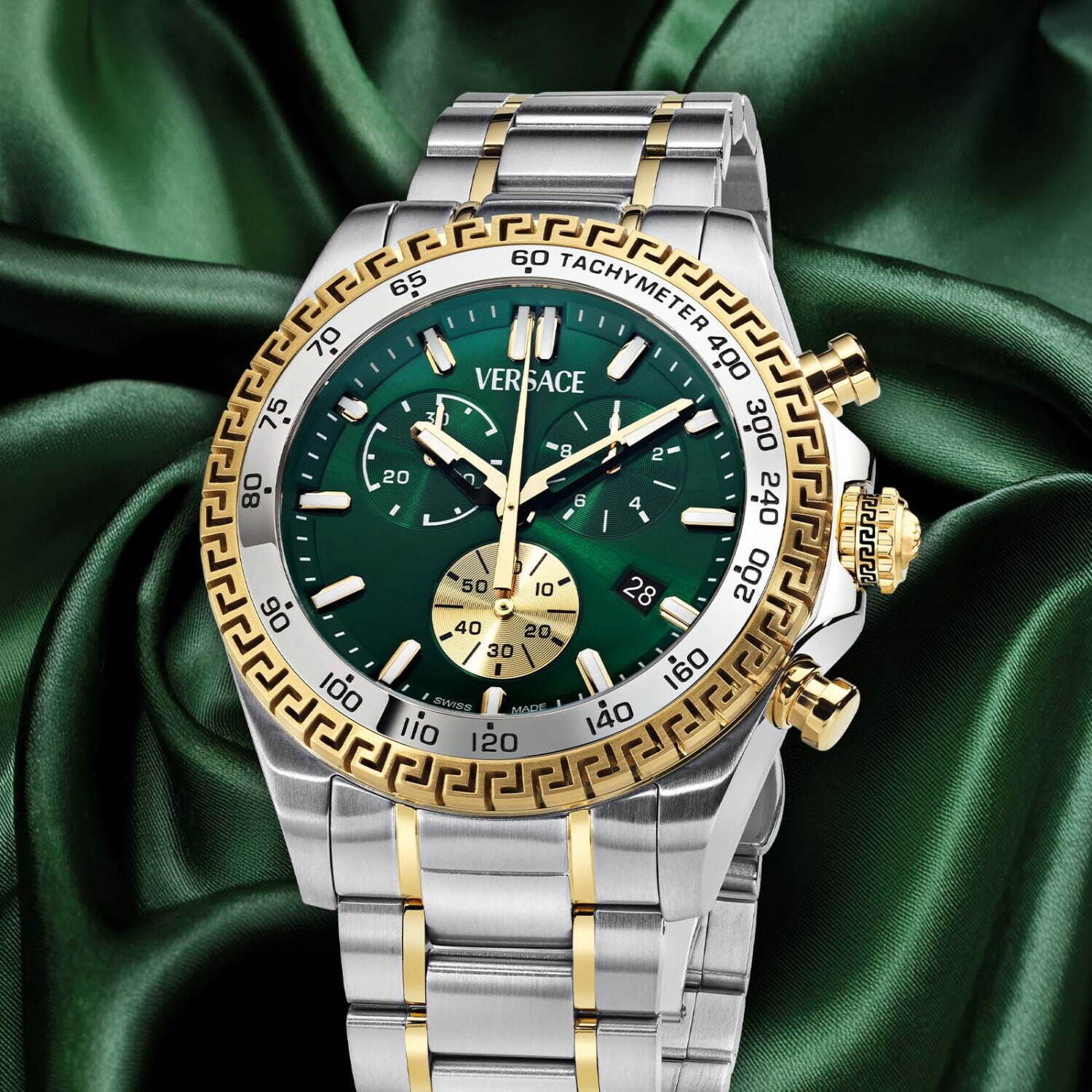 ヴェルサーチェ24年秋冬腕時計「クロノ エックス」グレカ模様リング