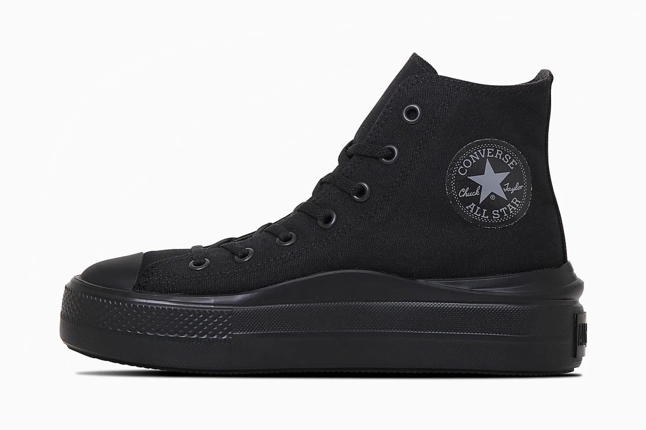 コンバースの軽量スニーカー「オールスター ライト」“オールブラック