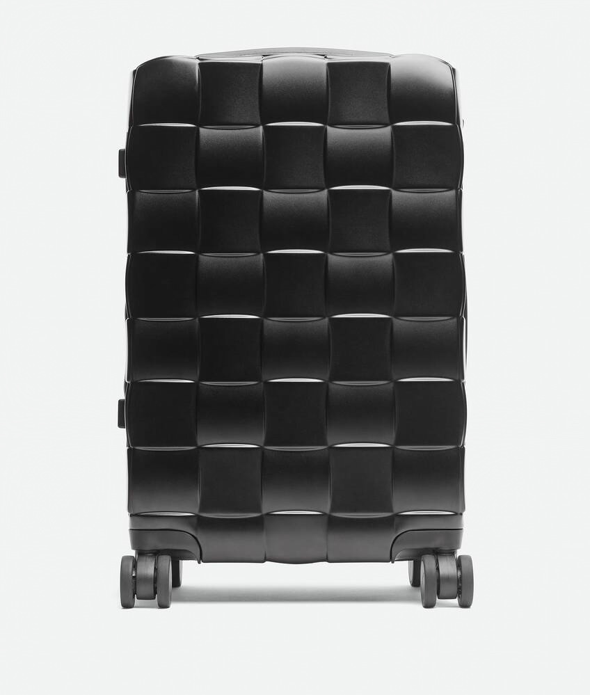 ボッテガ・ヴェネタ“編み込み模様”のスーツケース「オデッセイ」軽くて