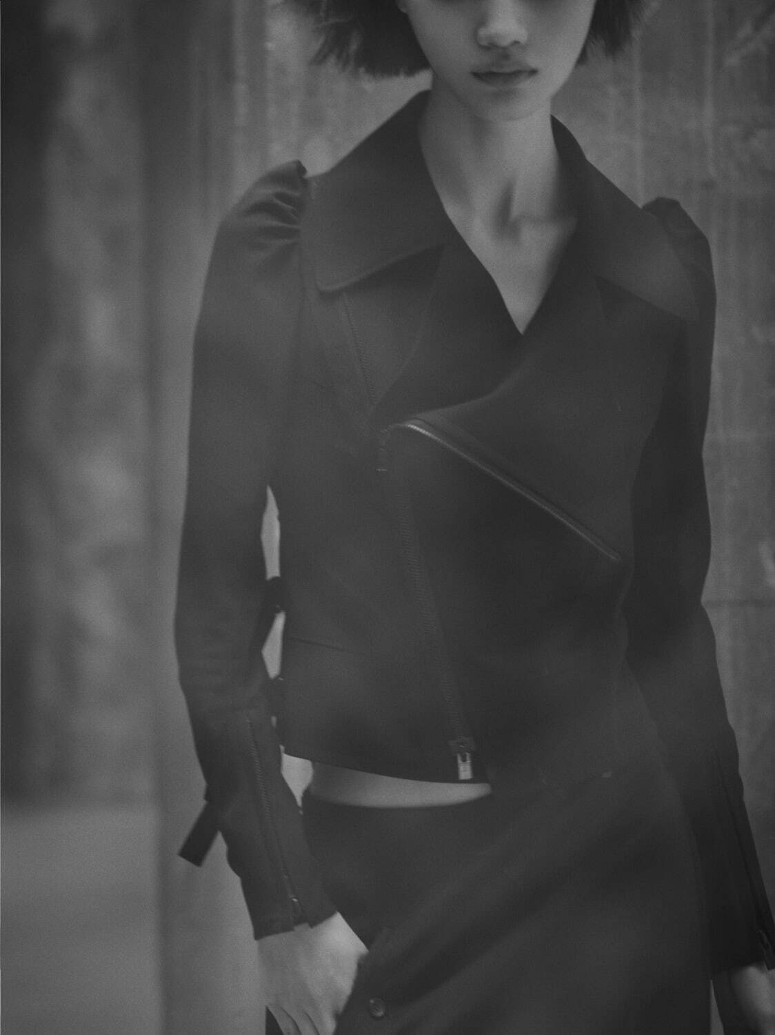 ヨウジヤマモト コレクションズ25年春夏ウィメンズ、赤シルクのロング