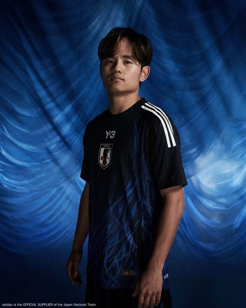 Y-3×サッカー日本代表“炎”テーマのユニフォーム、ホームはダーク