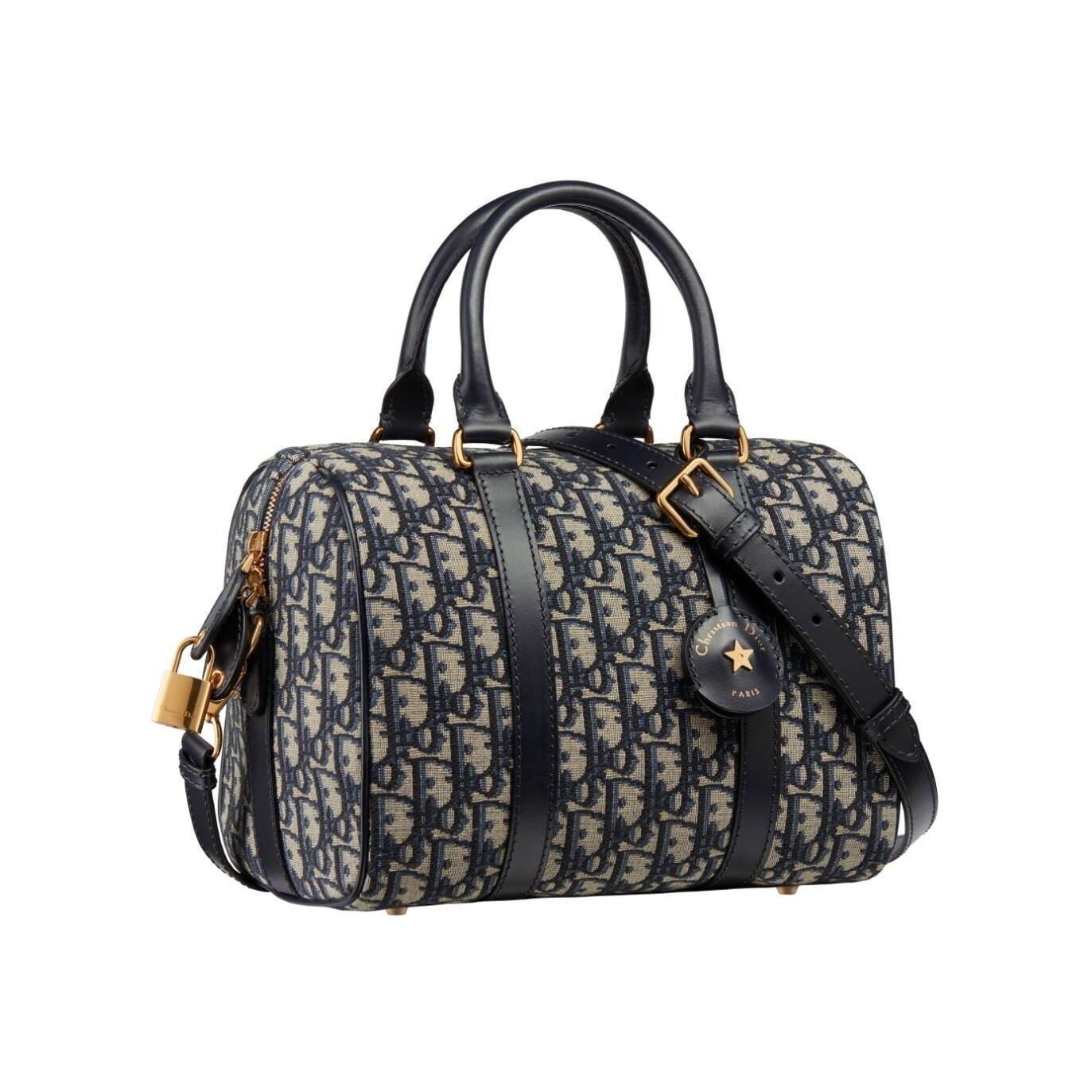 ディオール24年秋冬“ラッキースター＆パドロック”付きボストンバッグ