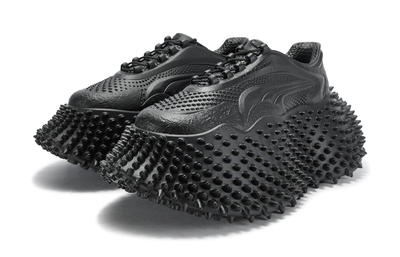 プーマ×フミト ガンリュウ“3Dフォルム”の厚底黒スニーカー、モンスター