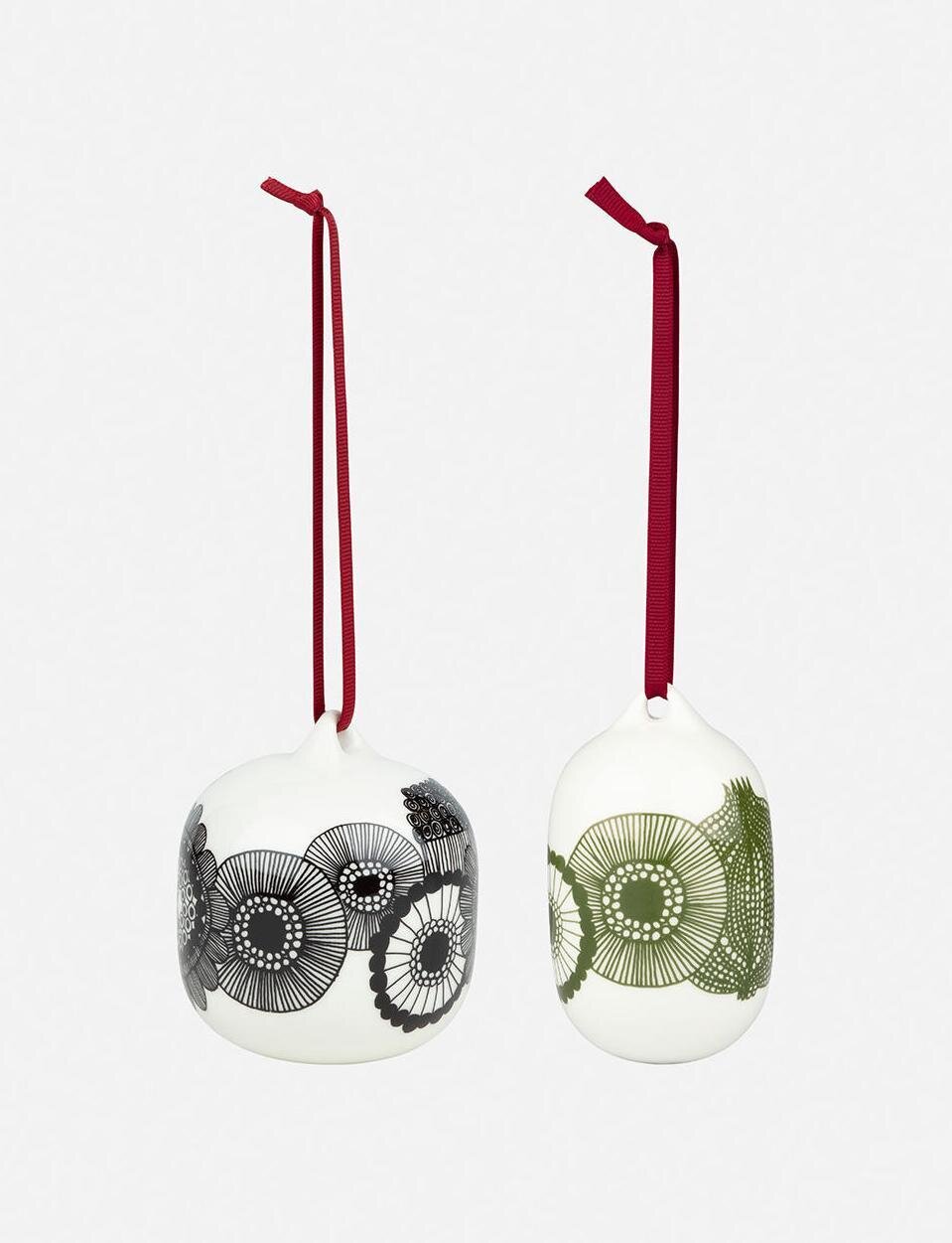 写真4/18｜マリメッコのクリスマスグッズ - “花柄”オーナメントやマグ