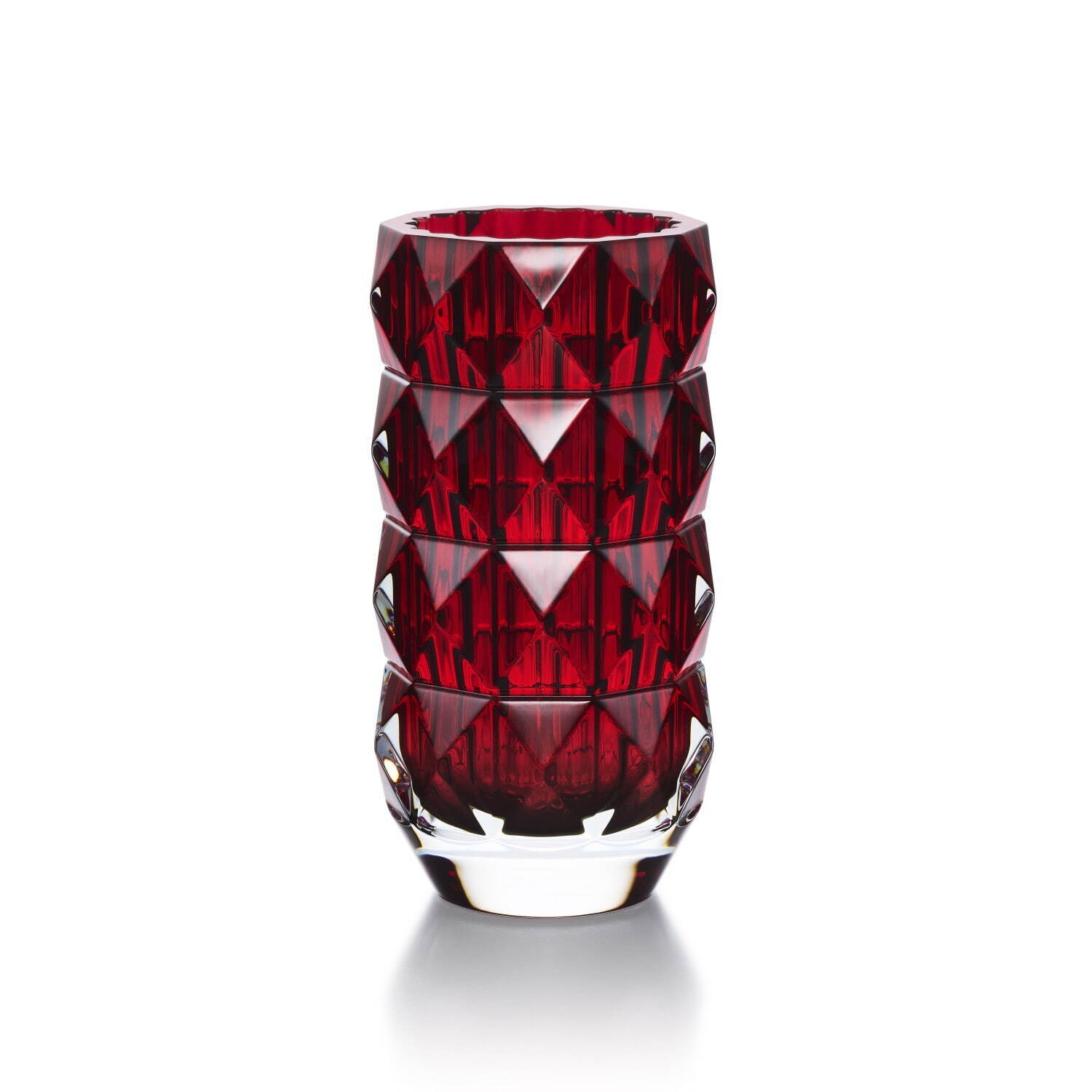 バカラの“高貴な赤”で彩る「タッチ オブ レッド」クリスタルボトルや