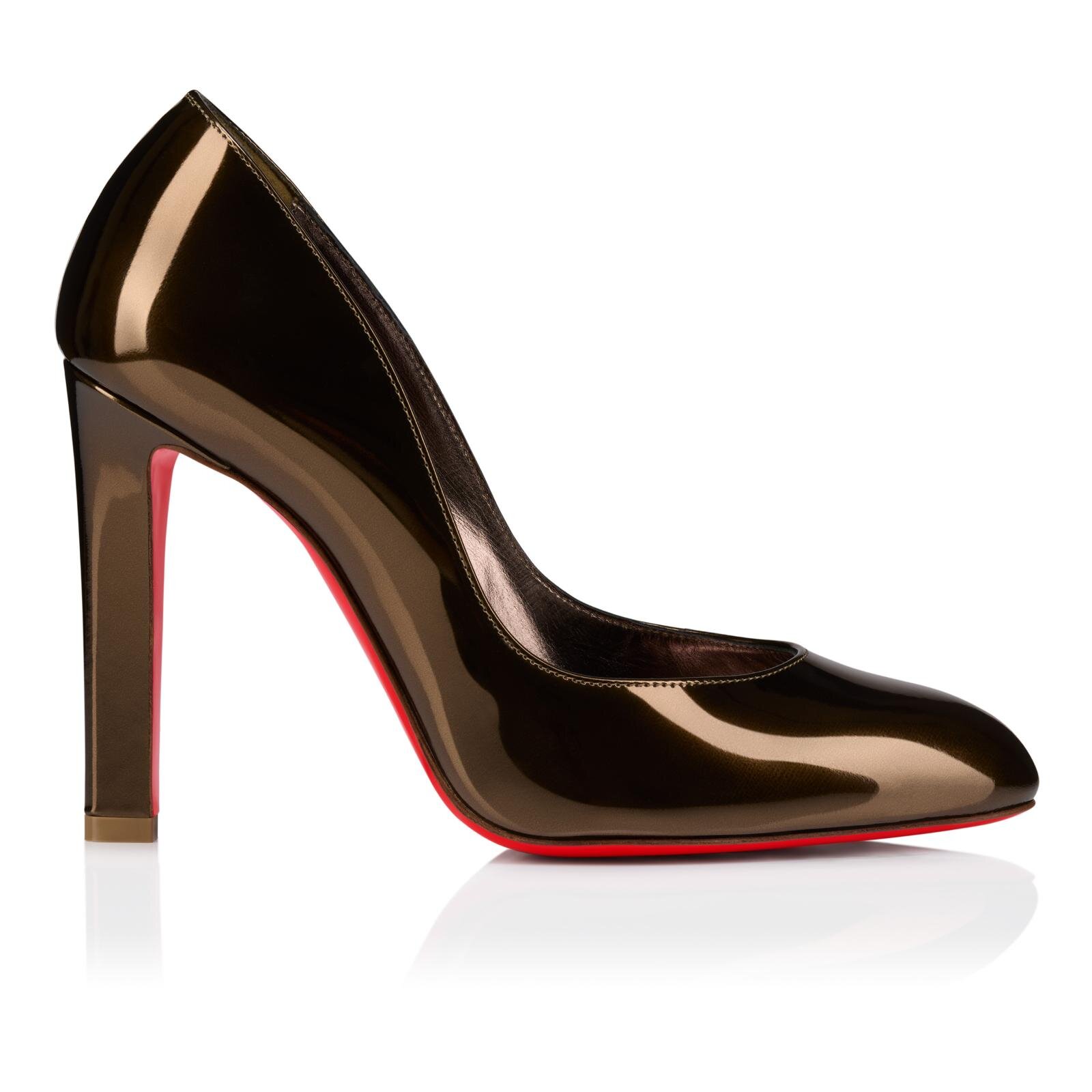 クリスチャン ルブタンのパンプス「ファニラヴ」“アーモンドトゥ”に
