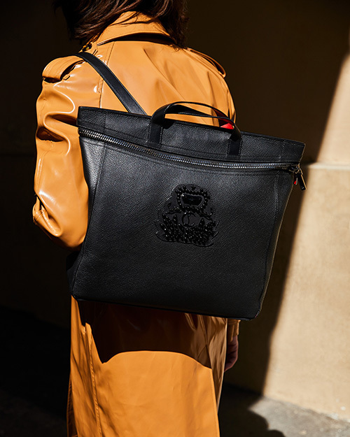 クリスチャン ルブタンの新作メンズバッグ「Cabado」トートバッグと