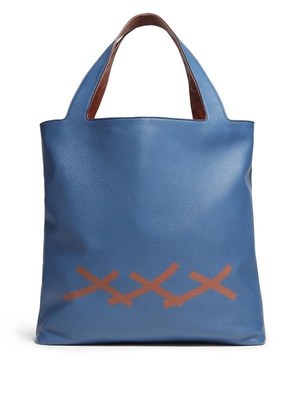 エルメネジルド ゼニア“リバーシブル”で使えるレザートートバッグ、18