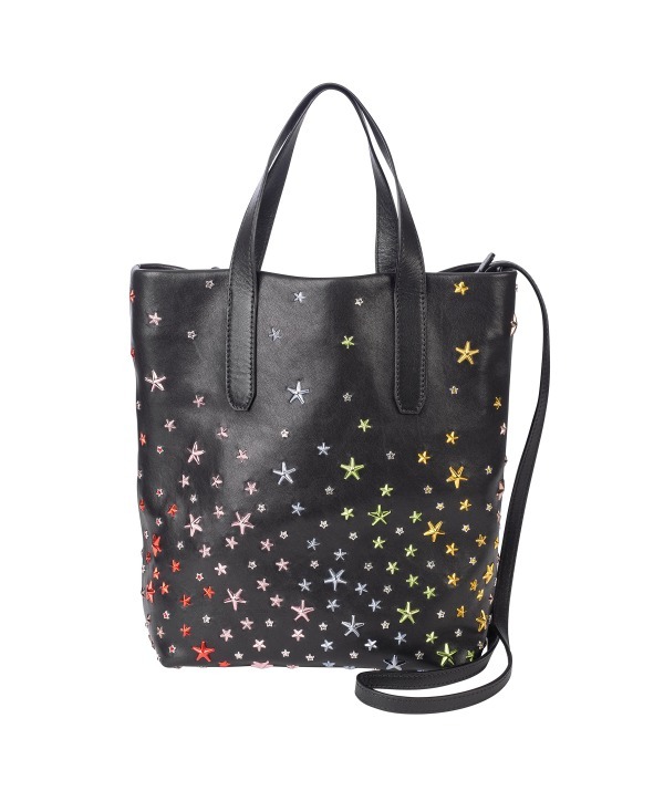 ジミー チュウから「スタースタッズ」コレクション、カラフルな虹色