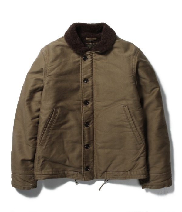 ワコマリア×ウルフズヘッド、スカルとデビルのグラフィックを配した