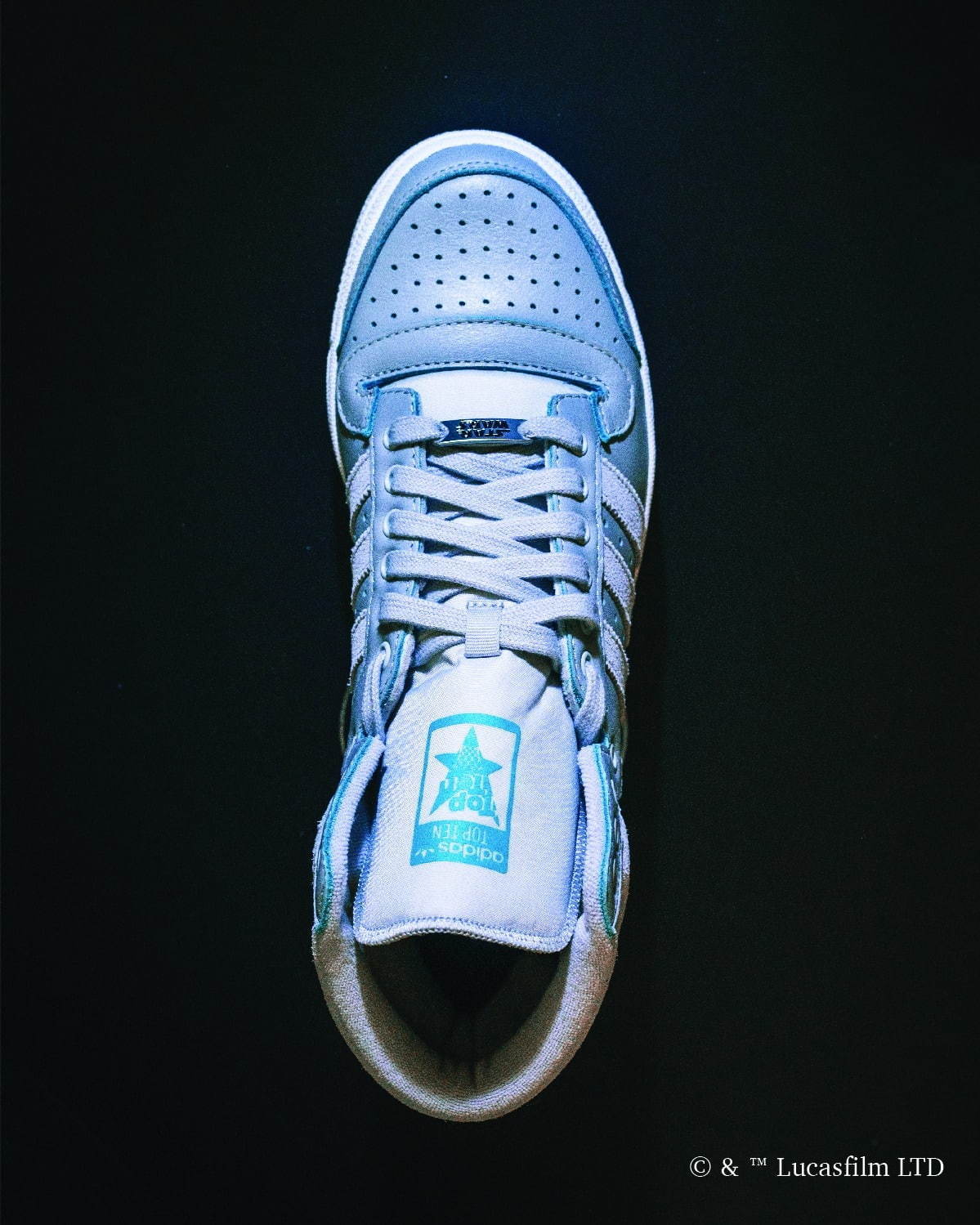 アディダス×スター・ウォーズ、第1弾はライトセーバーモチーフの