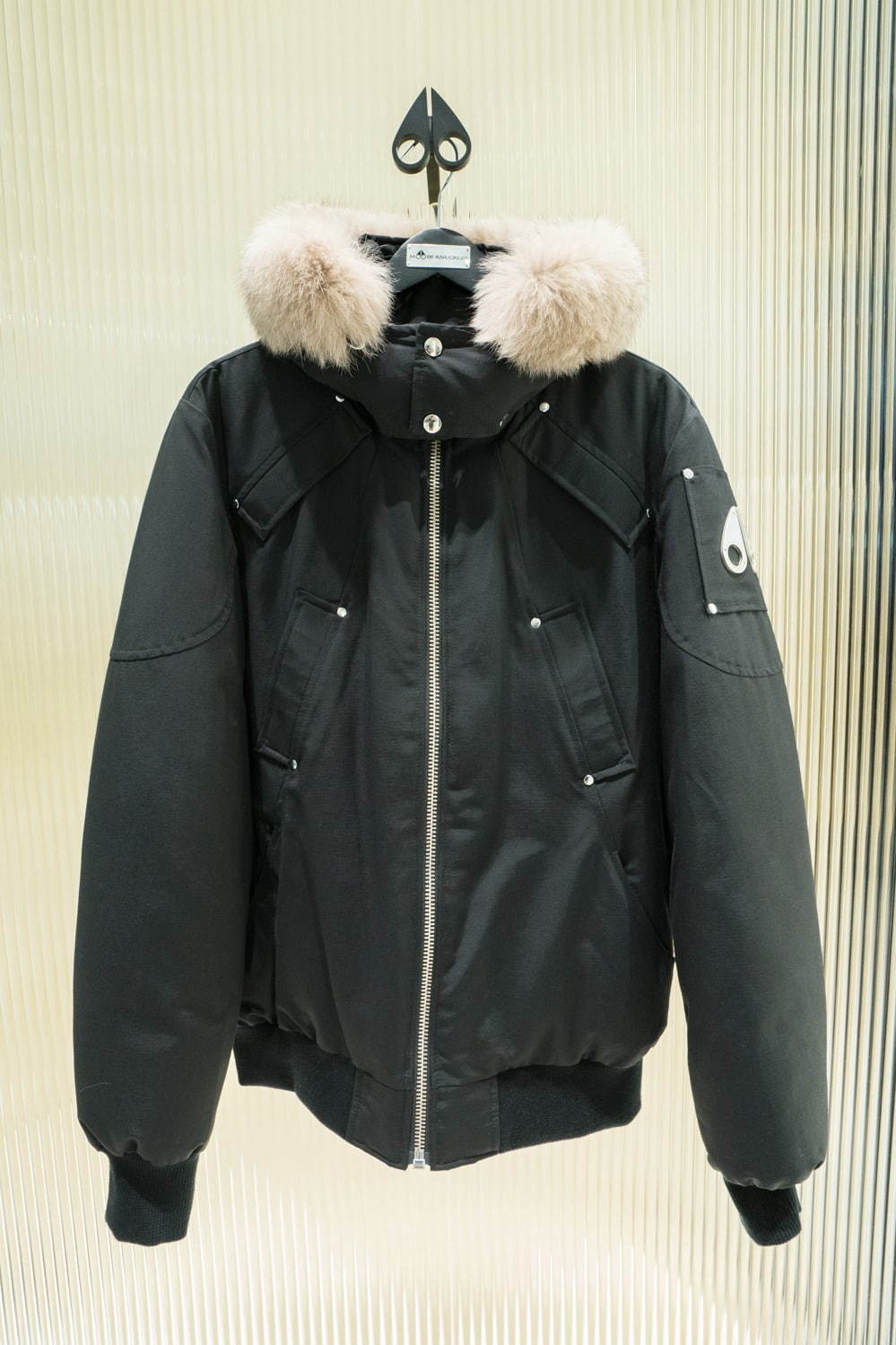 高級アウターブランド「ムースナックルズ」おすすめ定番ダウンは？日本