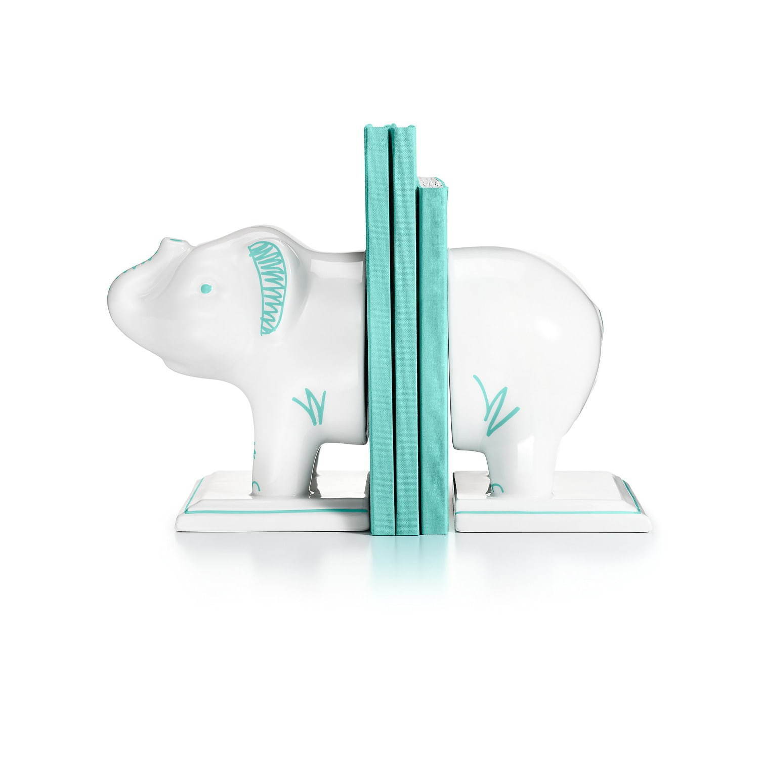 ティファニー×シュタイフ、クリスマス限定のホワイトテディベア