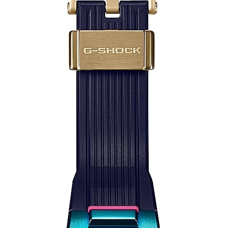 G-SHOCK“鳳凰”着想の新作腕時計、神秘的レインボーメタルケース