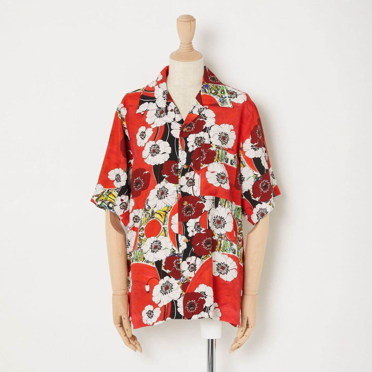 香取慎吾×祐真朋樹の「ヤンチェ_オンテンバール」丸の内に移転、香取の