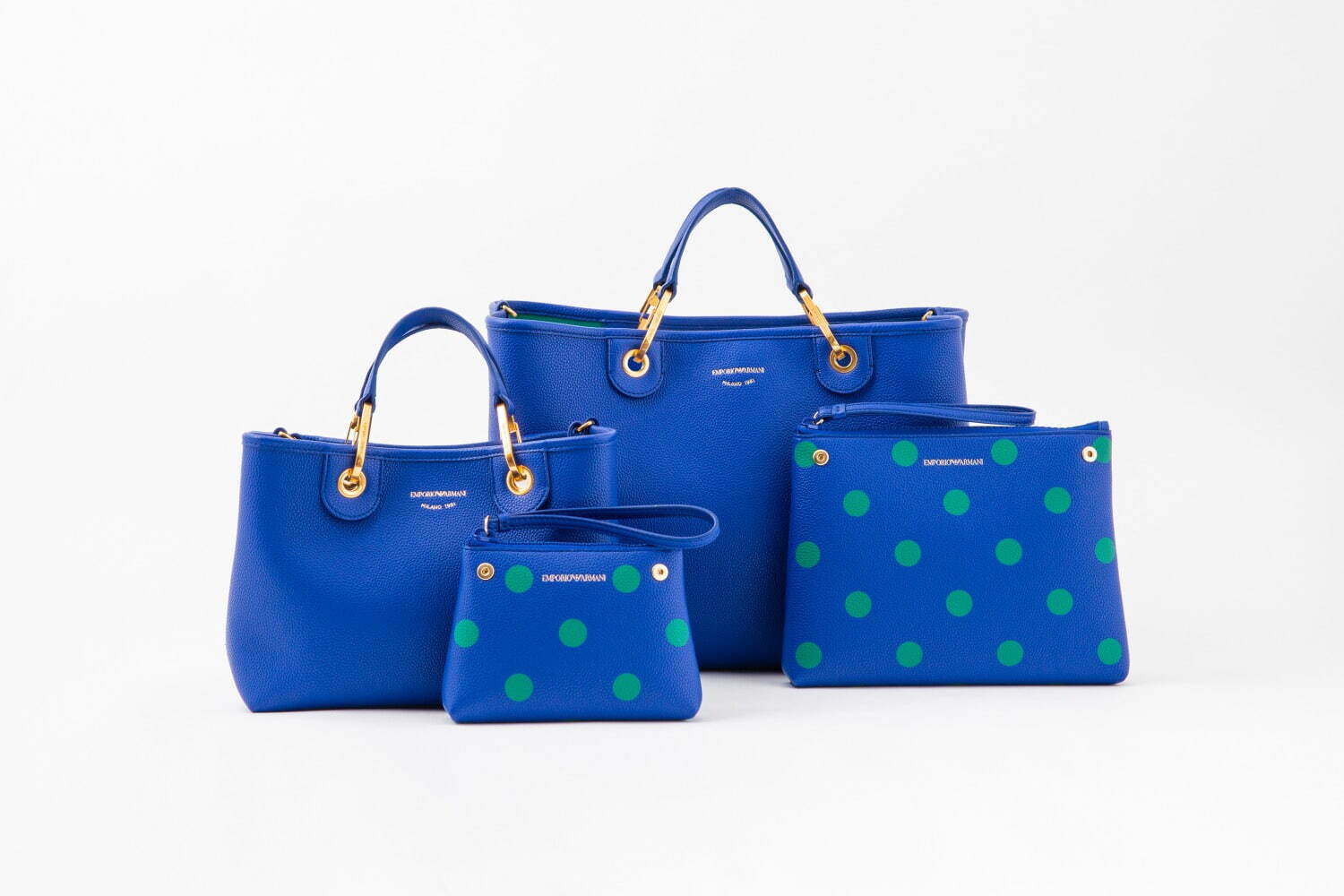 エンポリオ アルマーニの人気バッグ「MyEA」ムートン調やフェルトの