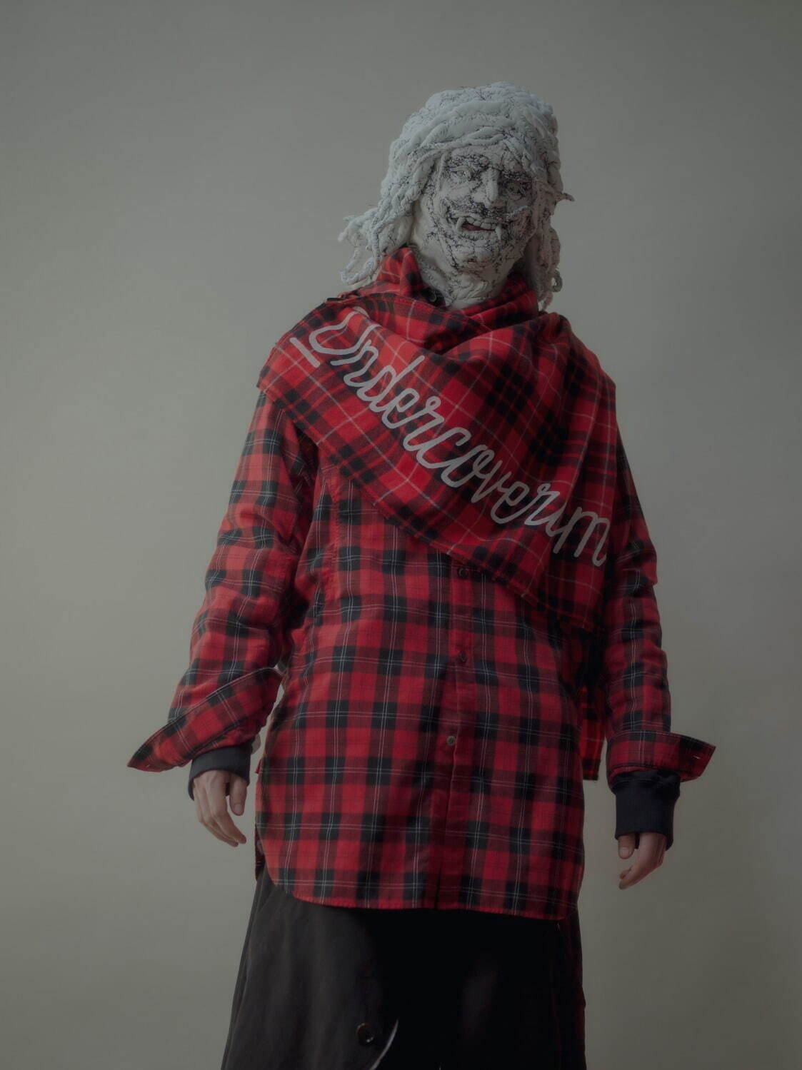 アンダーカバー新メンズブランド「アンダーカバイズム」“歪み”チェック