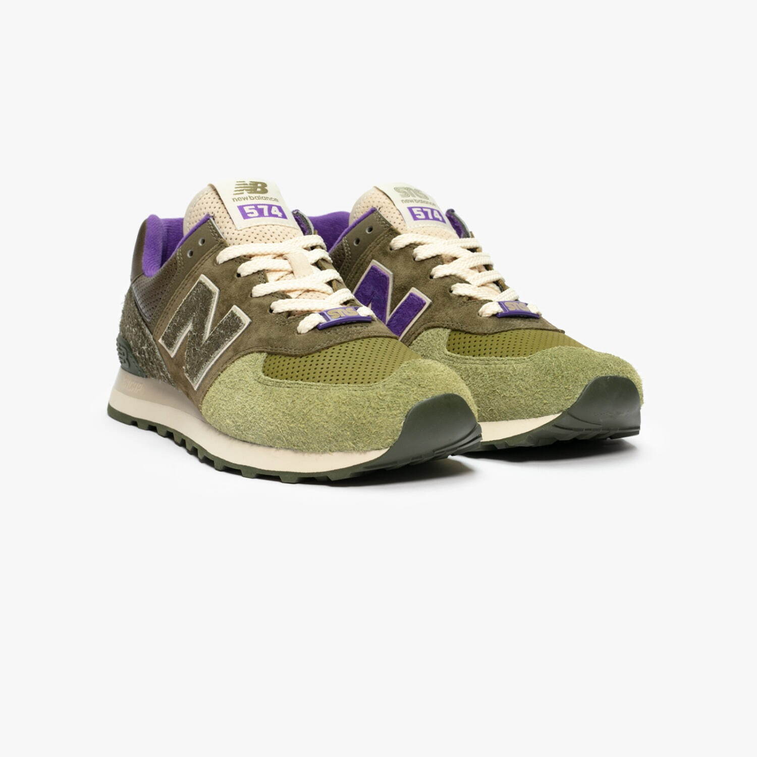 ニューバランス×SNSのスニーカー「574」“自然”から着想したグリーンと