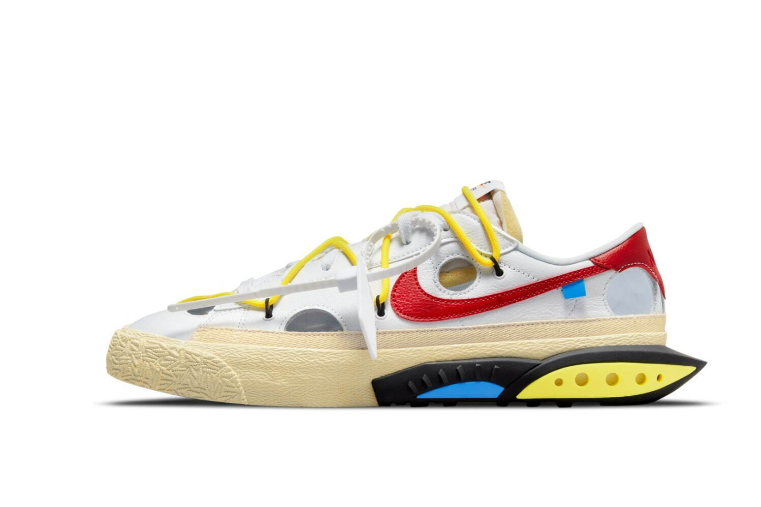 ナイキ×オフ-ホワイト ブレーザー ロー」パンチ穴＆フォーム露出
