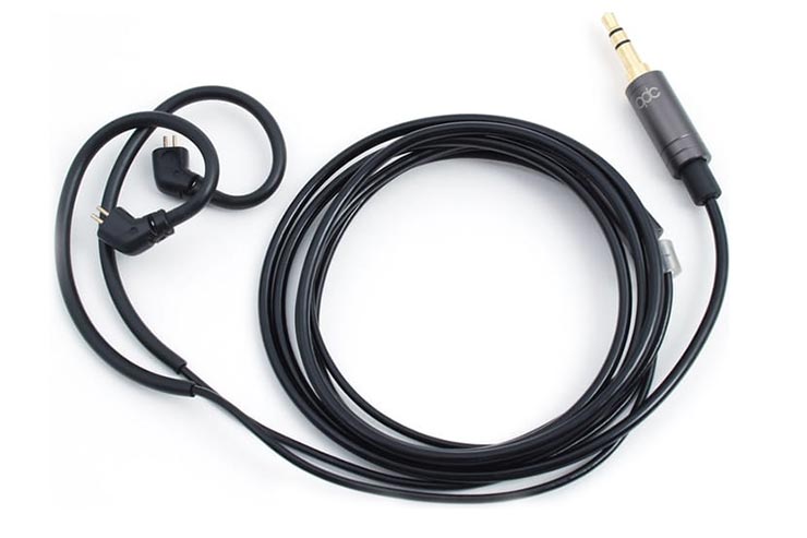 qdc SUPERIORレビュー | リケーブルを楽しめる10mmダイナミック