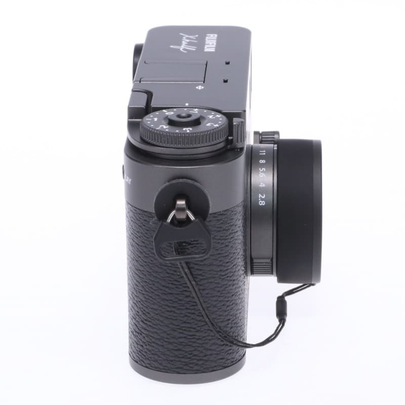 富士フイルム X half (FUJIFILM X-HF1) チャコールシルバー 中古