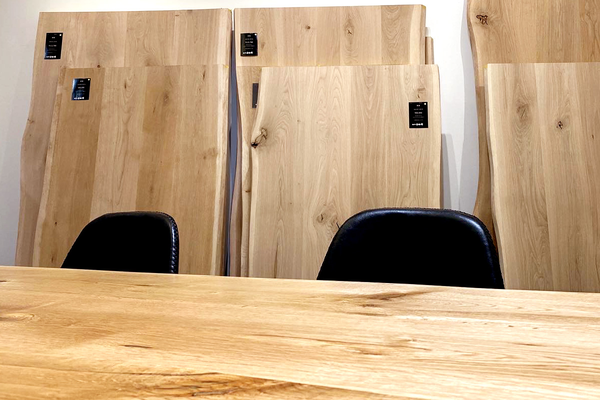 風樹の塔｜北海道産ナラ材で作る「森の記憶100年テーブル」