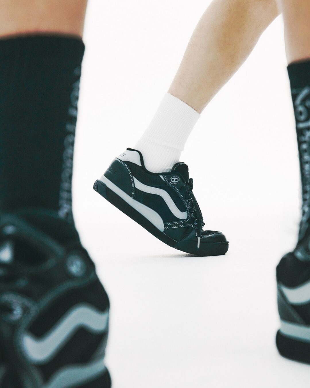 国内 2024年 11/5 発売】WORKSOUT x VANS AUTHENTIC REISSUE 44