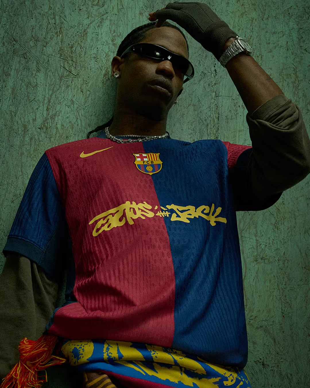Travis Scott × FC バルセロナ コラボレーションが海外で発売