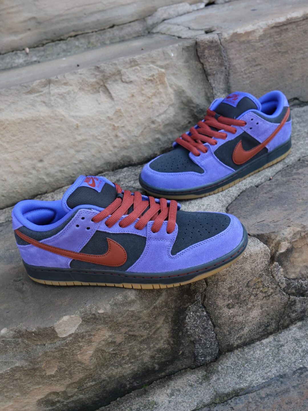 2025年 10/24 発売】NIKE SB DUNK LOW PRO “Persian Violet/Cinnamon