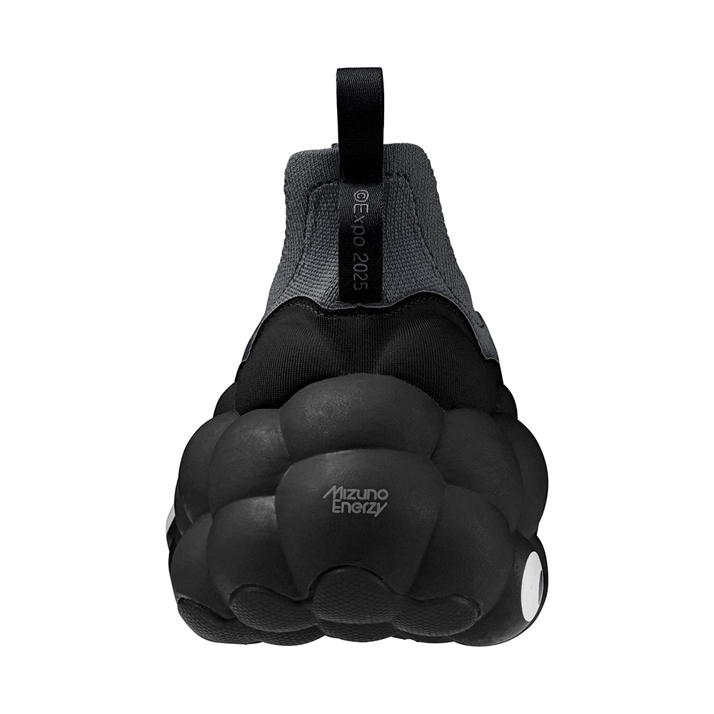 黒バージョンの 関西万博 ミャクミャク × THE MIZUNO ENERZY OSAKA