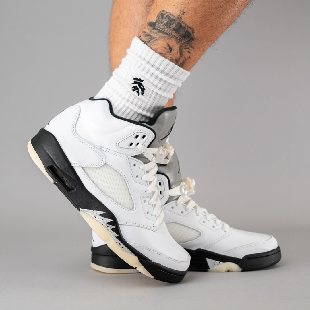 2024年 8/10 発売】ナイキ エア ジョーダン 5 レトロ “ホワイト
