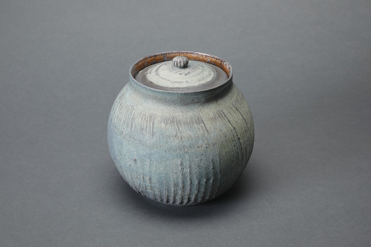 飾り蓋壺 陶器 草の陣 在銘 共箱 蓋物 【公式通販】