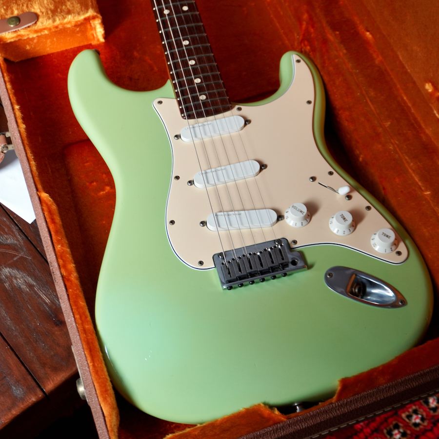 在庫情報/Fender Custom Shop Master Built Series Custom