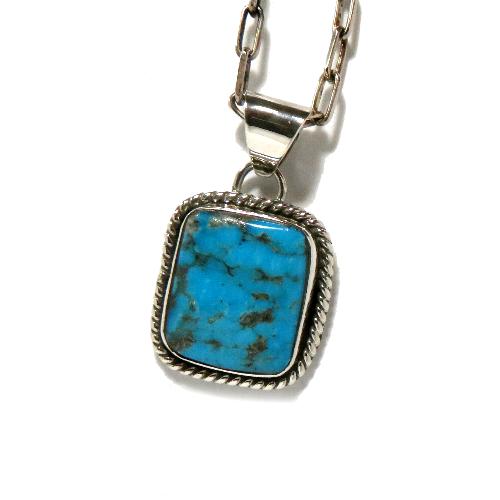 ターコイズペンダント インディアンジュエリー ナバホ族アーチスト