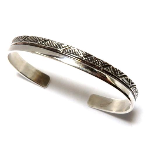 インディアンジュエリー ナバホ族ブレスレット・バングル