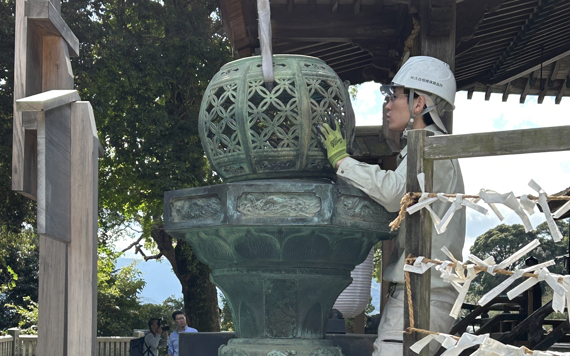 金刀比羅宮 | 三穂津姫社前青銅灯籠復旧完了のお知らせ