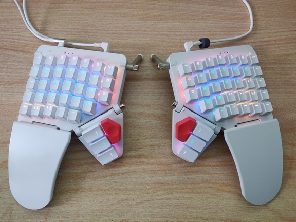 左右分離キーボード Moonlander Mark I の紹介 - KERI's Lab